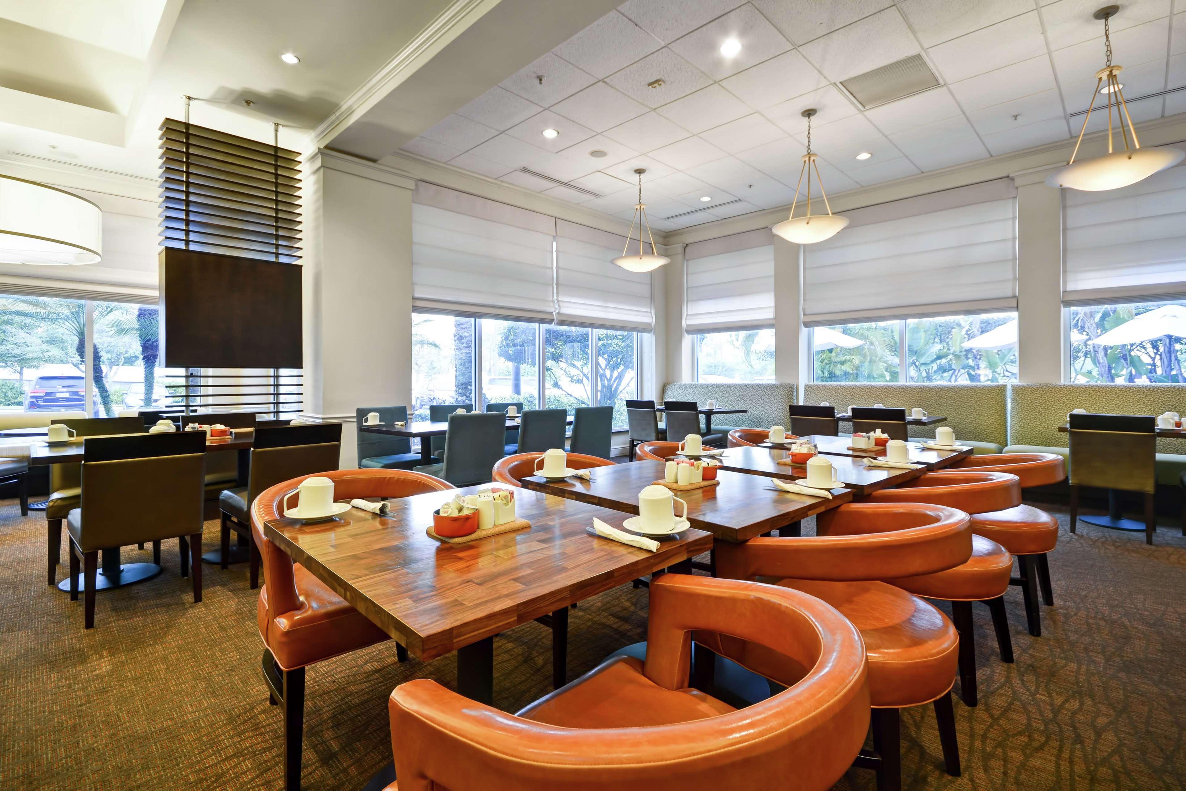 Hilton Garden Inn Форт Майерс Экстерьер фото