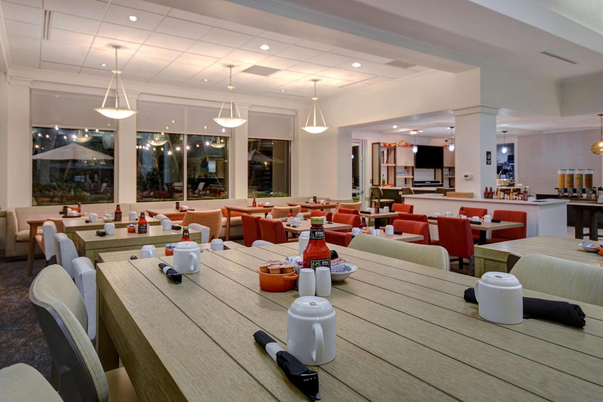 Hilton Garden Inn Форт Майерс Экстерьер фото